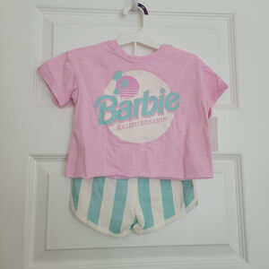 Girls Barbie 2 Piece Set Size 2T Short Sleeve & Short NWT